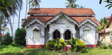 Colonial villa